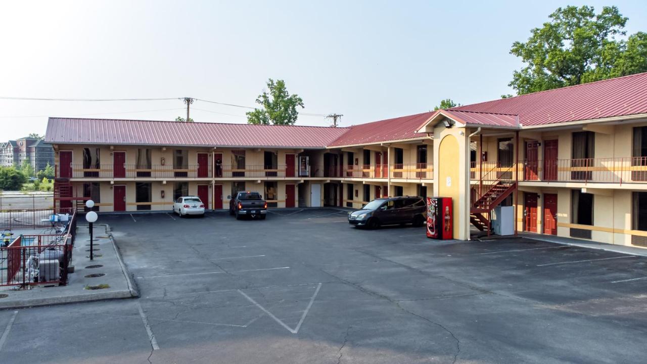 River Place Inn Pigeon Forge Esterno foto